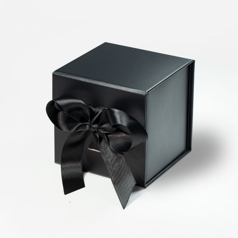 Cube Magnetic Gift Box with Ribbon China Supplier