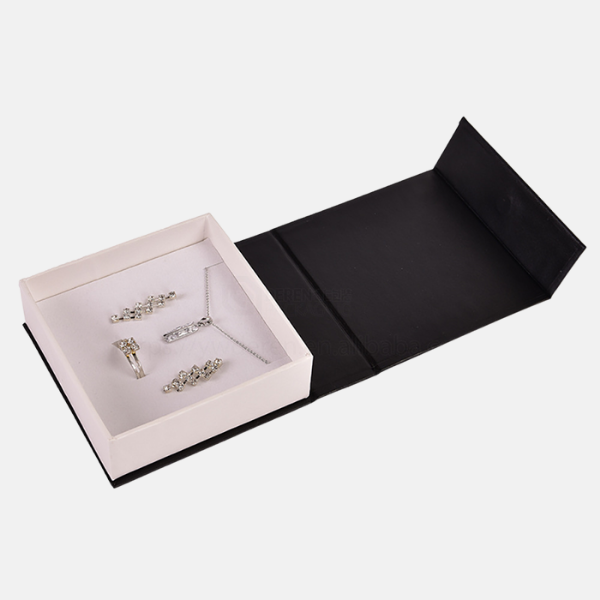 Customized Necklace Jewelry Box Wholesale