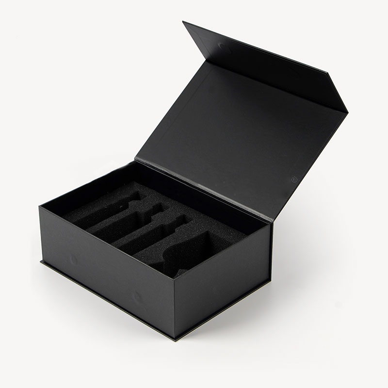 Flip Top Wine Box with Insert