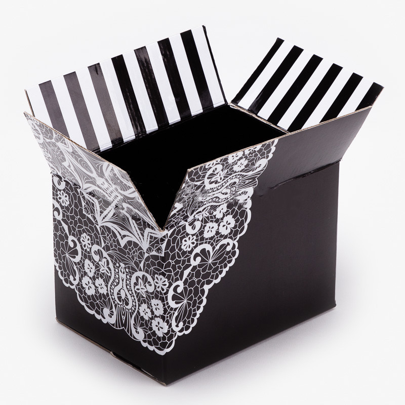 Black & White Printed Slotted Box Wholesale
