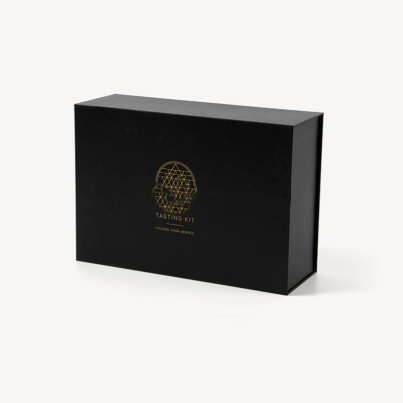Flip Top Wine Box with Insert