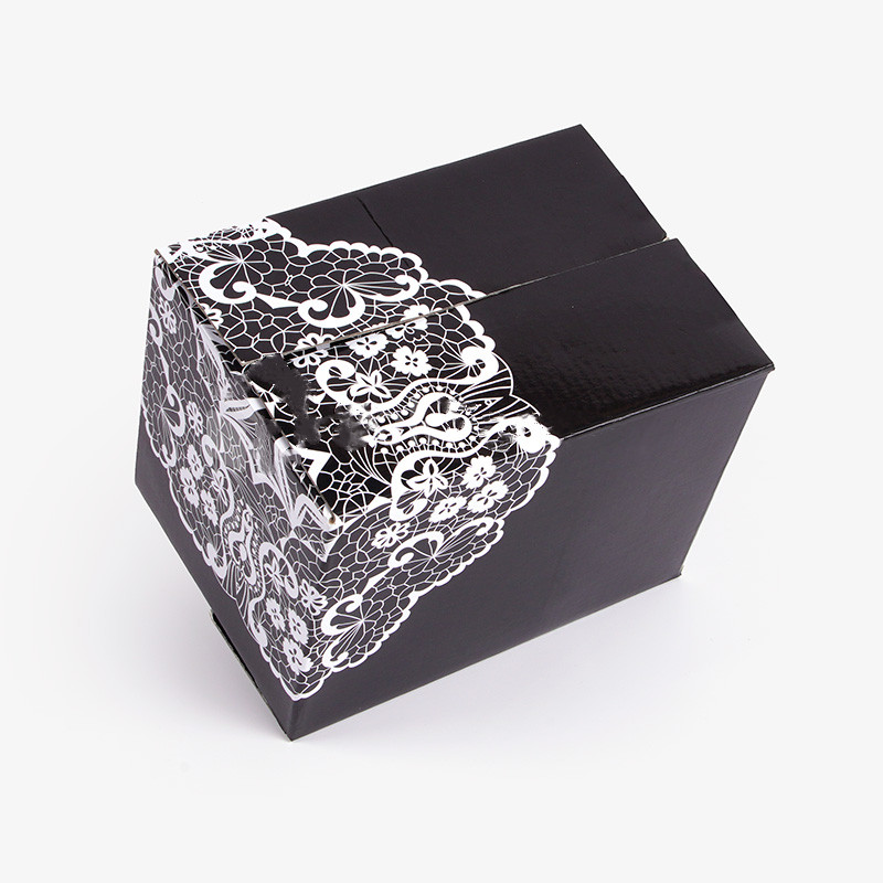 Black & White Printed Slotted Box Wholesale
