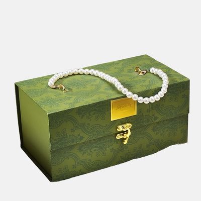 Customized Luxury Gift Boxes with Handle Wholesale